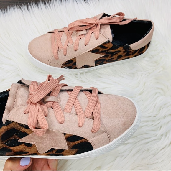 Pink leopard star sneaker - Picture 4 of 10